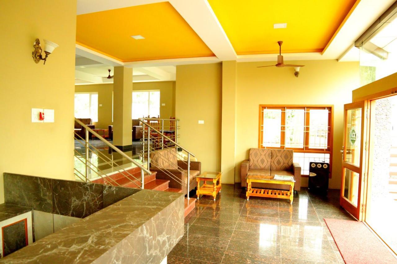 Ack Palacce Inn Yercaud Ngoại thất bức ảnh